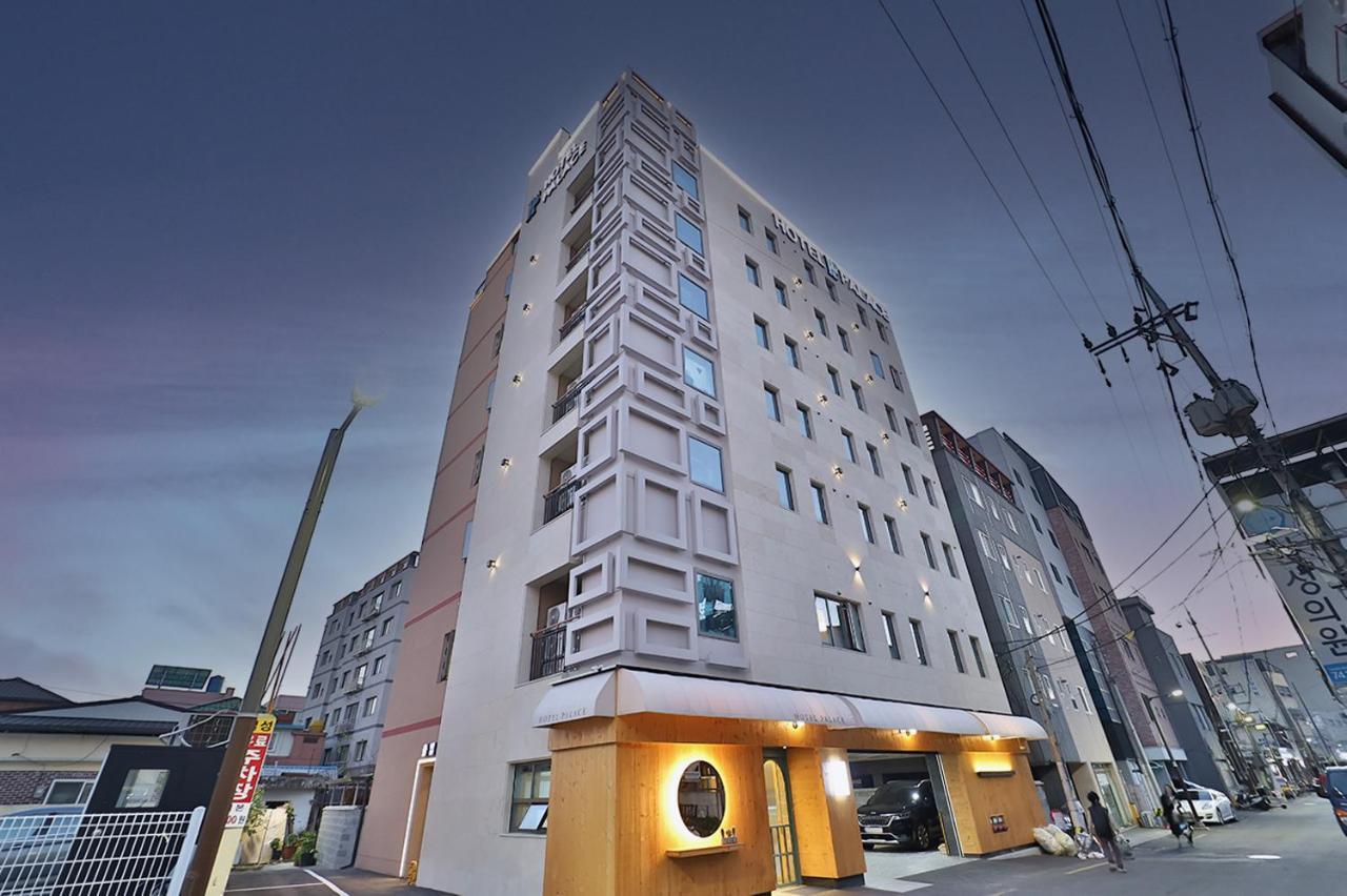 Hotel Palace คยองจู ภายนอก รูปภาพ